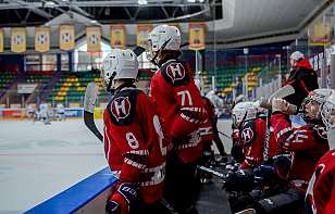 В первенстве школ стартовали полуфинальные серии в категориях U16 и U14, а также определился последний полуфиналист в турнире U15