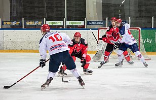 «Лида» выиграла спарринг у «Пинских ястребов», Аксенов забросил четыре шайбы