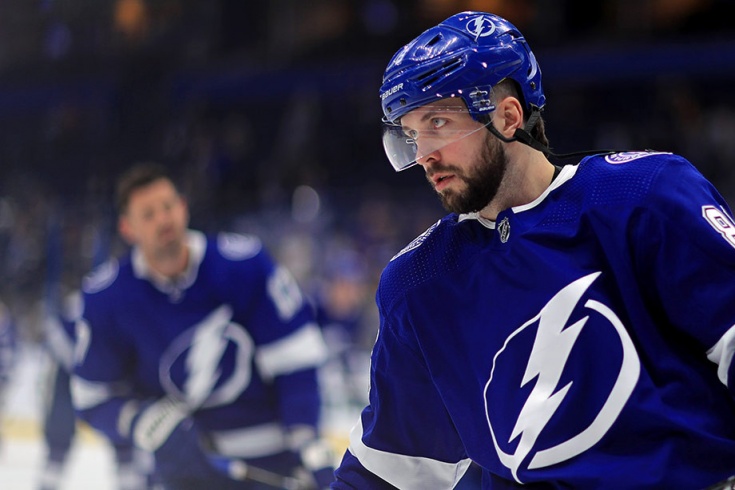 kucherov-pervyj-igrok-za-20-let-nabravshij-120-ochkov-v-75-matchah-sezona-nhl_15532361761757528405.jpg